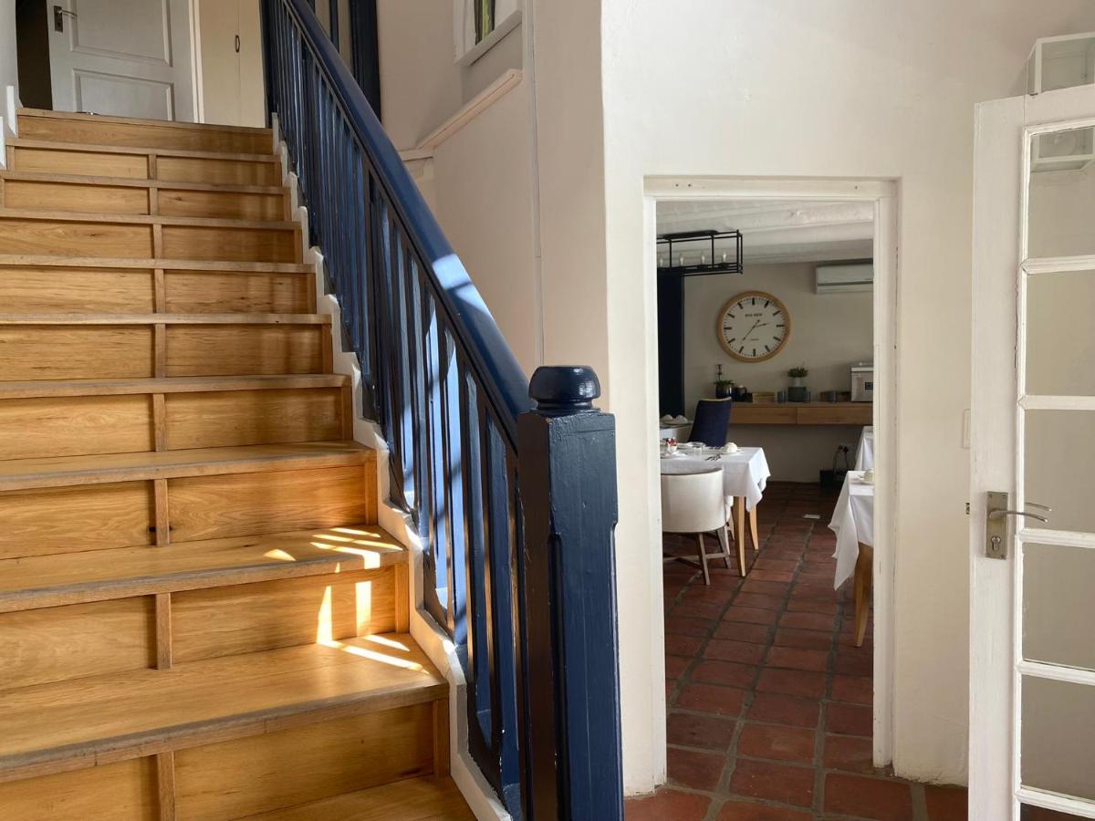 Mirabelle Guesthouse Франшхоек Екстериор снимка